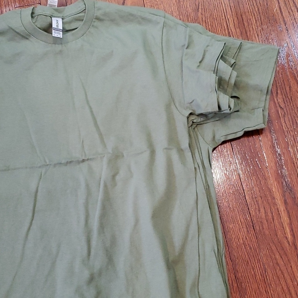 Gildan army green tshirt bundle - Picture 2 of 2